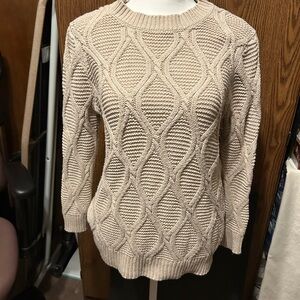 Old Navy women’s sweater